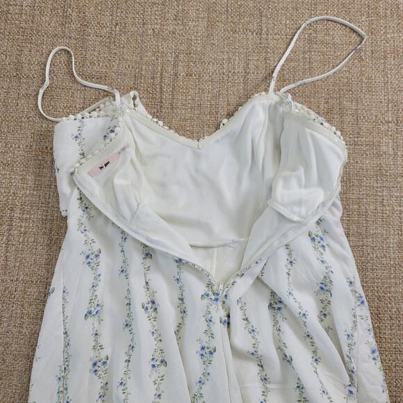 Francesca's Mi Ami Asymmetric Floral Romper Size Large Feminine Cottage Coquette - Picture 9 of 15